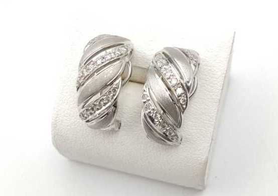 ダイヤモンド買取 イヤリング K18WG